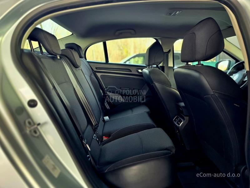 Renault Megane 1.0 TCE GRANDCOUPE