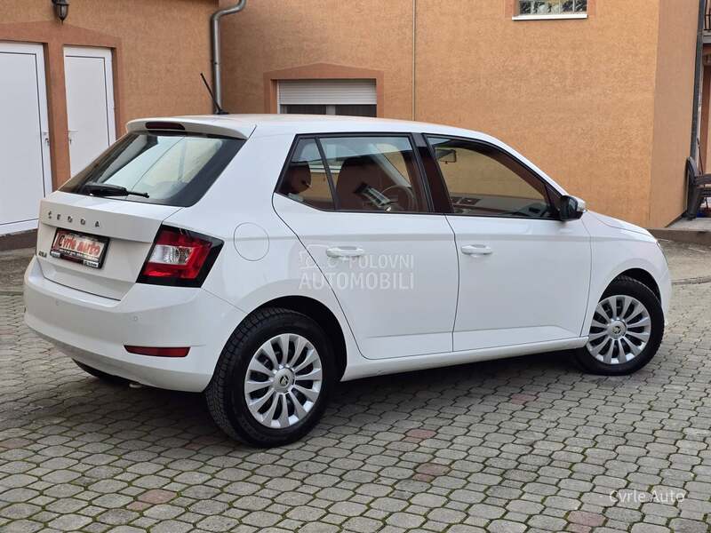 Škoda Fabia KUPLJENA NOVA U SRB