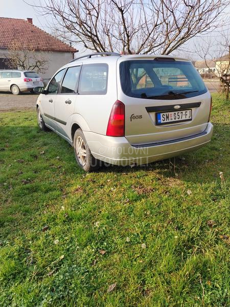 Ford Focus 1.8