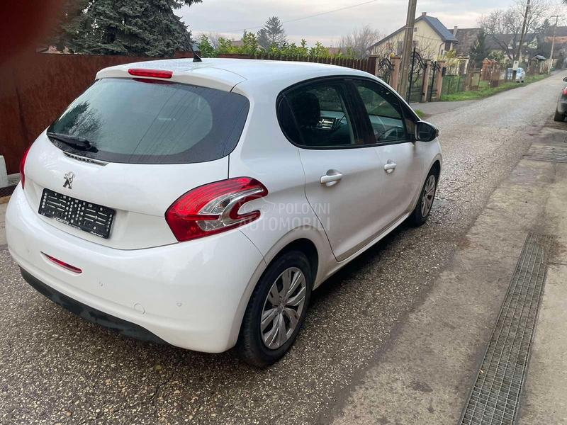 Peugeot 208 1.4 HDI