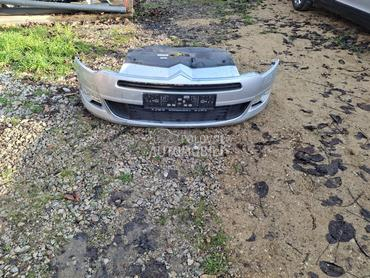 Prednji branik za Citroen C5