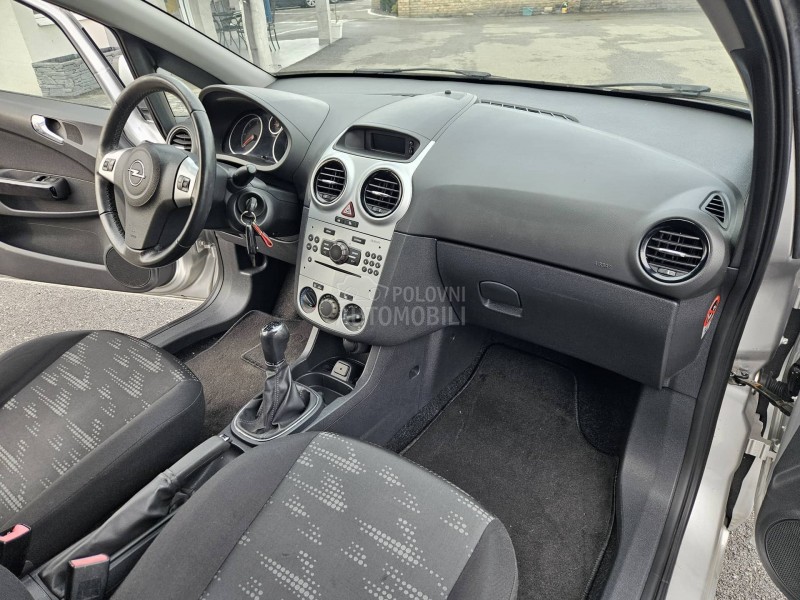 Opel Corsa D R E S T A J L I N G