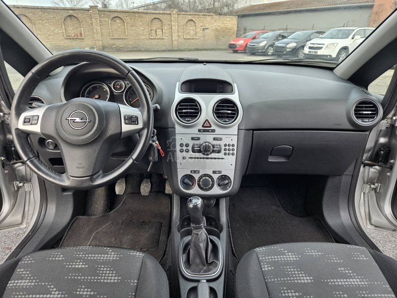 Opel Corsa D R E S T A J L I N G