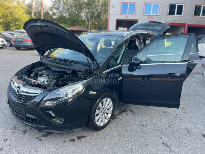 Opel Zafira C O S M O 7 Sed