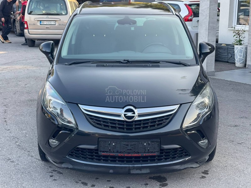 Opel Zafira C O S M O 7 Sed