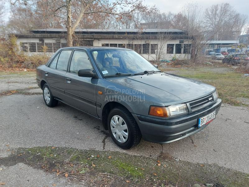 Mazda 323 