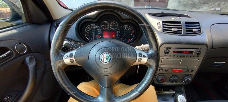 Alfa Romeo 147 1.6 TS