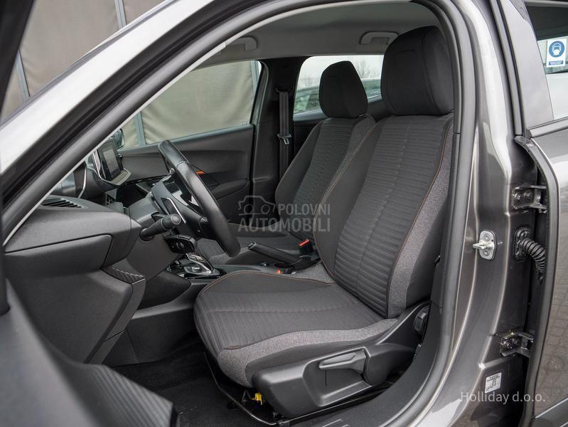 Peugeot 2008 1.2PureTech  Led Nav