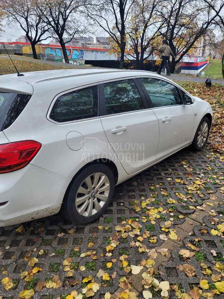 Opel Astra J 1.7 CDTI