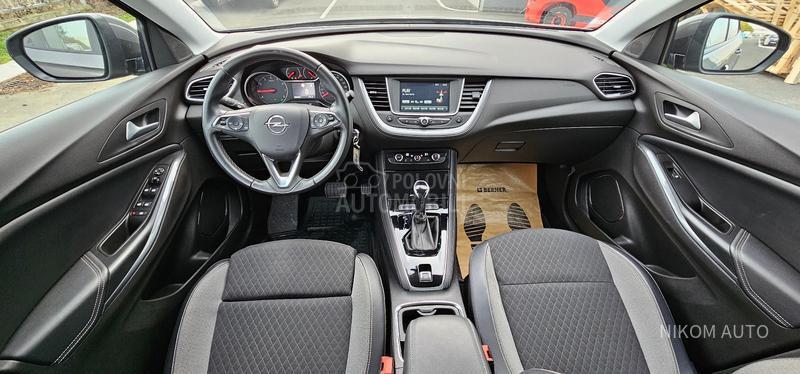 Opel Grandland X ELEGANCE 130 AT8