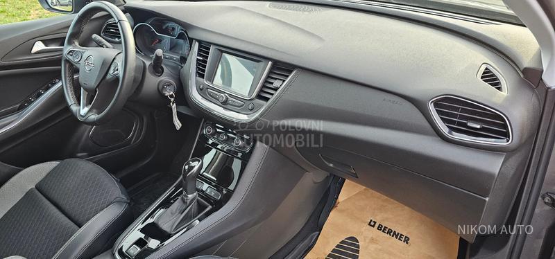 Opel Grandland X ELEGANCE 130 AT8