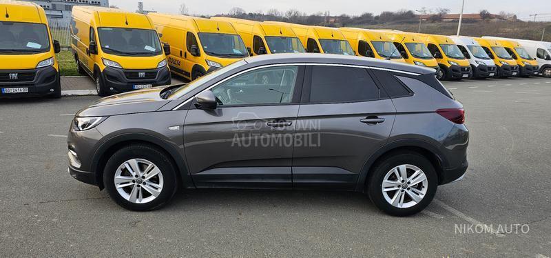 Opel Grandland X ELEGANCE 130 AT8