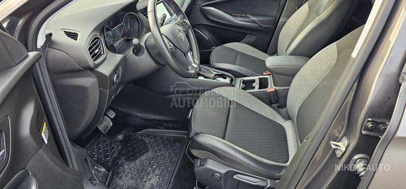Opel Grandland X ELEGANCE 130 AT8