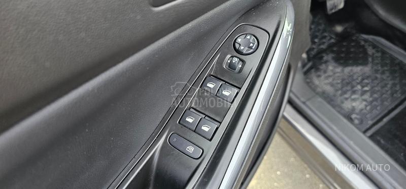 Opel Grandland X ELEGANCE 130 AT8