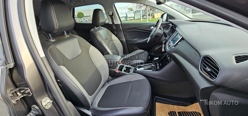 Opel Grandland X ELEGANCE 130 AT8