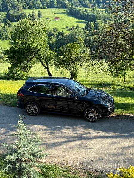 Porsche Cayenne turbo