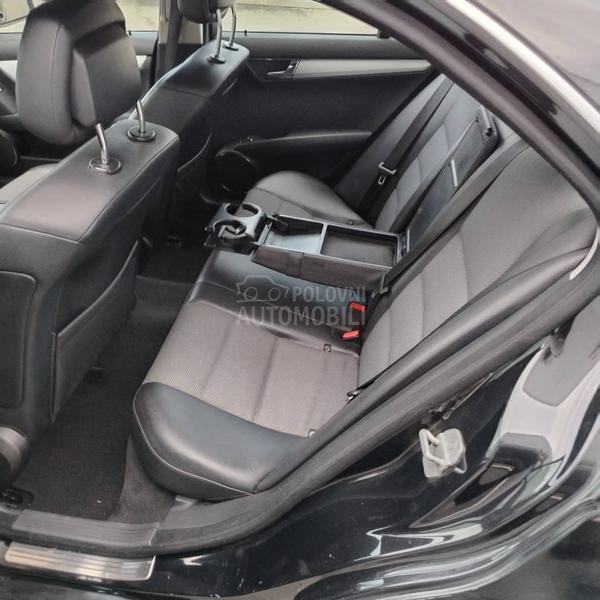 Mercedes Benz C 220 