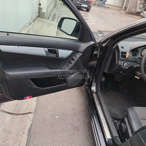 Mercedes Benz C 220 