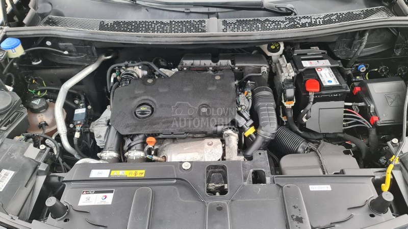 Peugeot 3008 1.5hdi VIRTU/LEDNAV