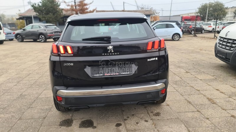 Peugeot 3008 1.5hdi VIRTU/LEDNAV
