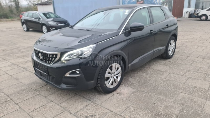 Peugeot 3008 1.5hdi VIRTU/LEDNAV