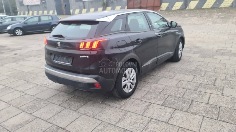 Peugeot 3008 1.5hdi VIRTU/LEDNAV
