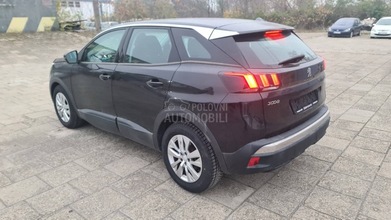 Peugeot 3008 1.5hdi VIRTU/LEDNAV
