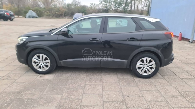 Peugeot 3008 1.5hdi VIRTU/LEDNAV