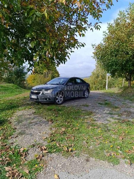Chevrolet Cruze 4D LS 1.6L