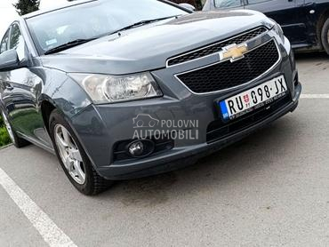 Chevrolet Cruze 4D LS 1.6L
