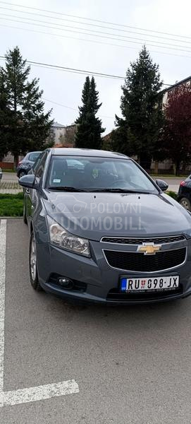 Chevrolet Cruze 4D LS 1.6L
