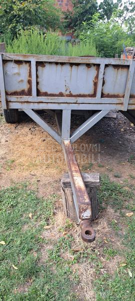 Traktorska prikolica