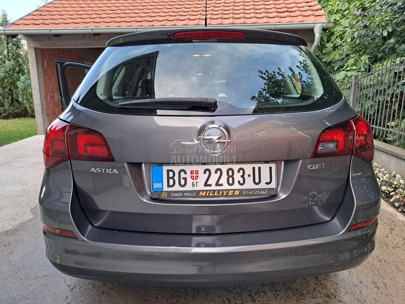 Opel Astra J 1.7 cdti Cosmo