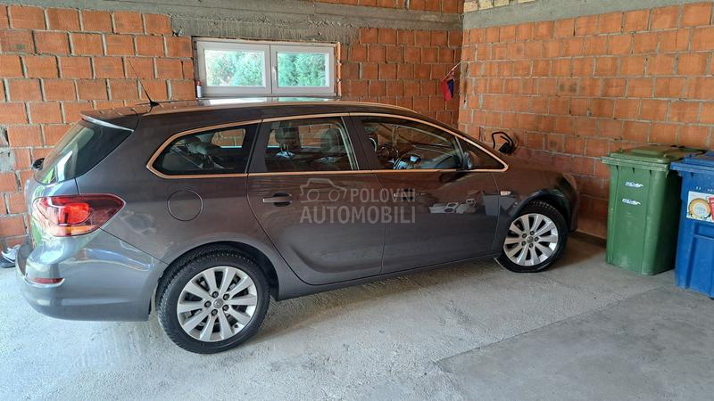 Opel Astra J 1.7 cdti Cosmo