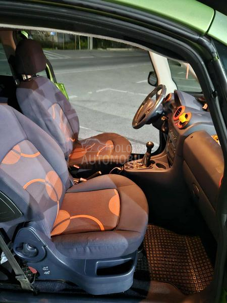 Peugeot 1007 1.4 HDI