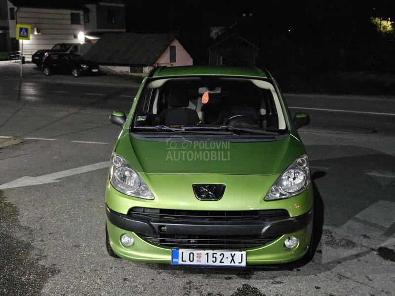 Peugeot 1007 1.4 HDI