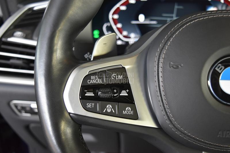 BMW X7 40d xDrive M paket