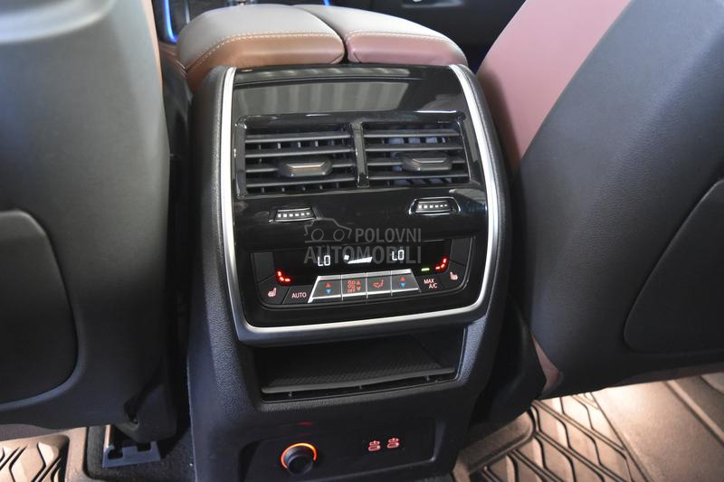 BMW X7 40d xDrive M paket