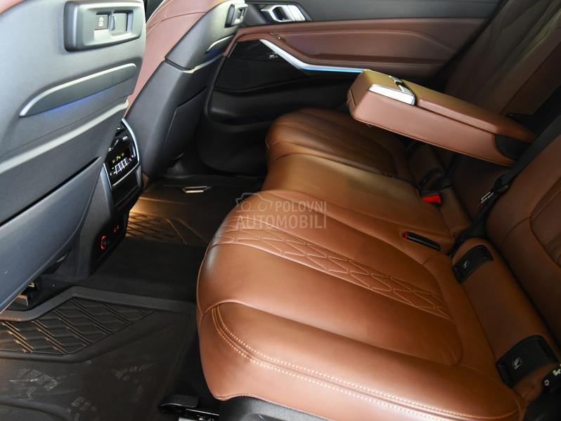 BMW X7 40d xDrive M paket