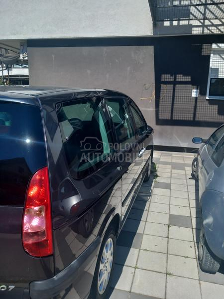 Peugeot 807 2.0 HDI