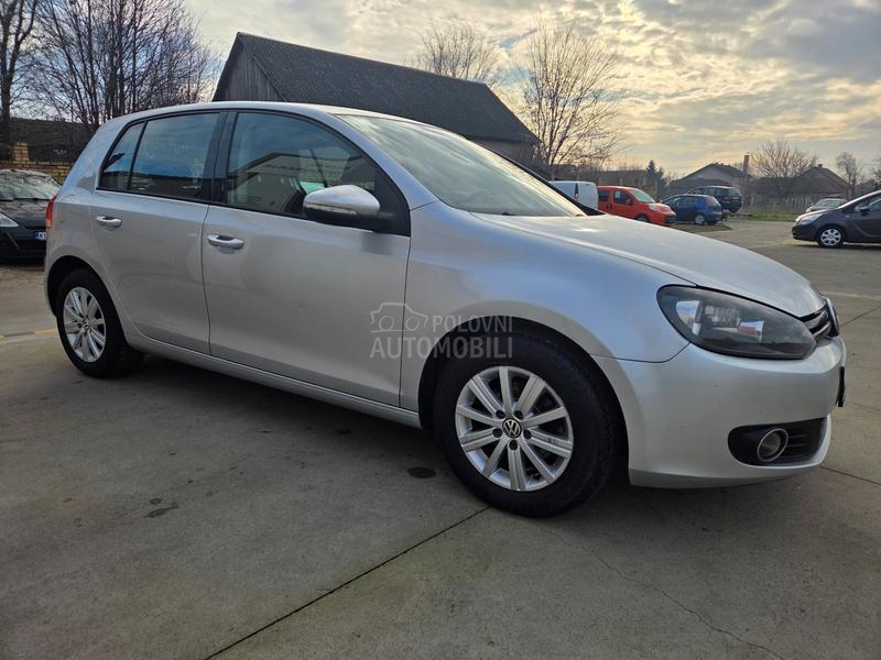 Volkswagen Golf 6 1.6TDi BLUEMOTION
