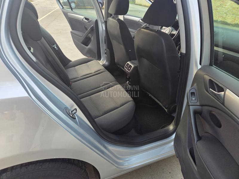 Volkswagen Golf 6 1.6TDi BLUEMOTION