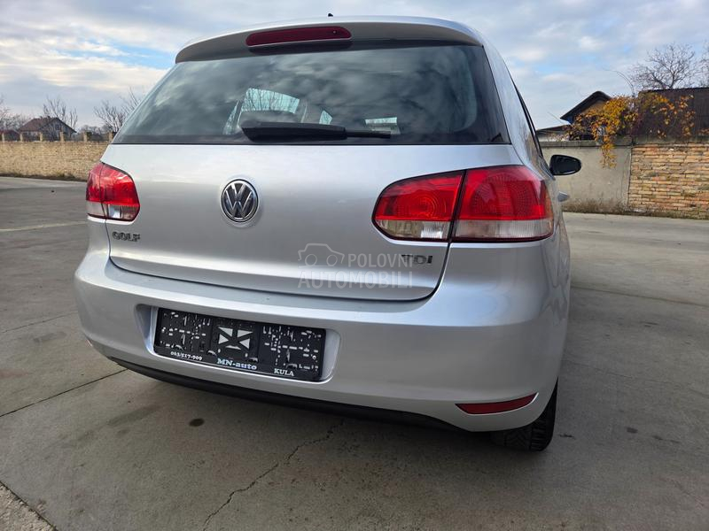Volkswagen Golf 6 1.6TDi BLUEMOTION