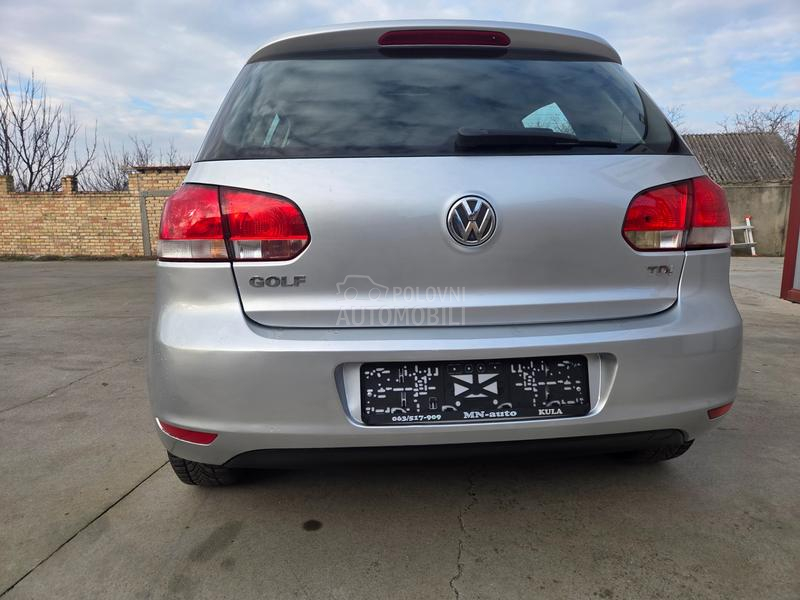 Volkswagen Golf 6 1.6TDi BLUEMOTION