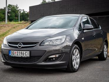 Opel Astra J 