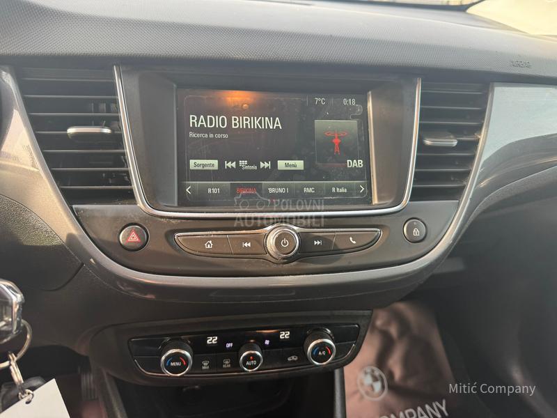 Opel Crossland X  