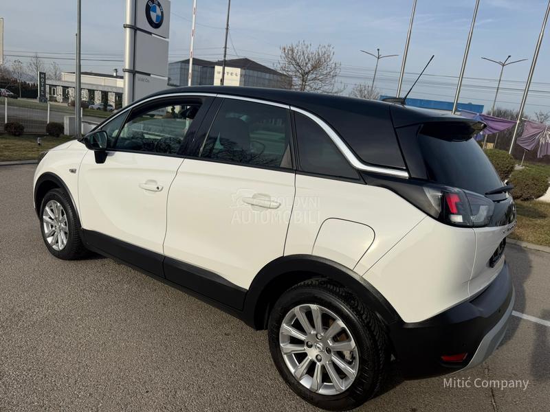 Opel Crossland X  