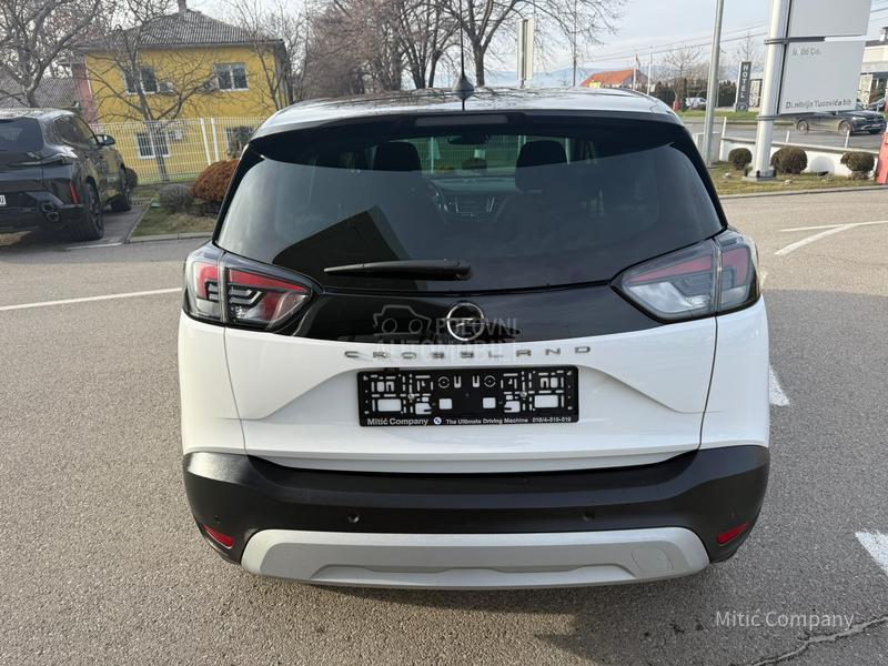 Opel Crossland X  