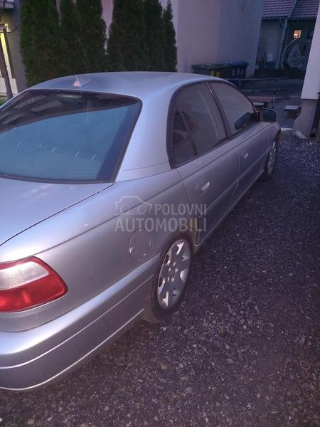Opel Omega 2.2b