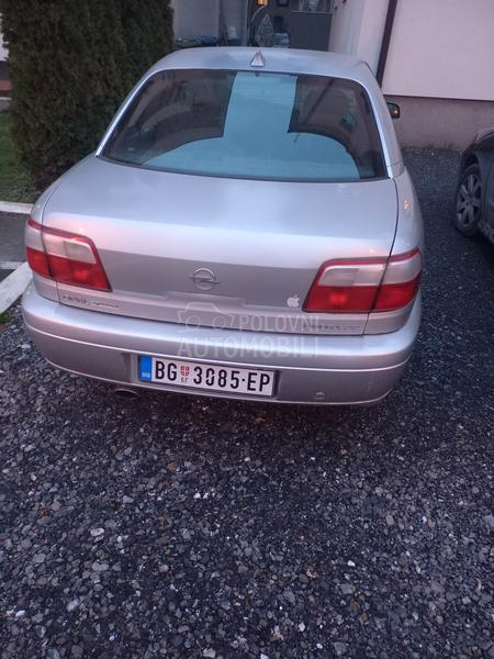 Opel Omega 2.2b